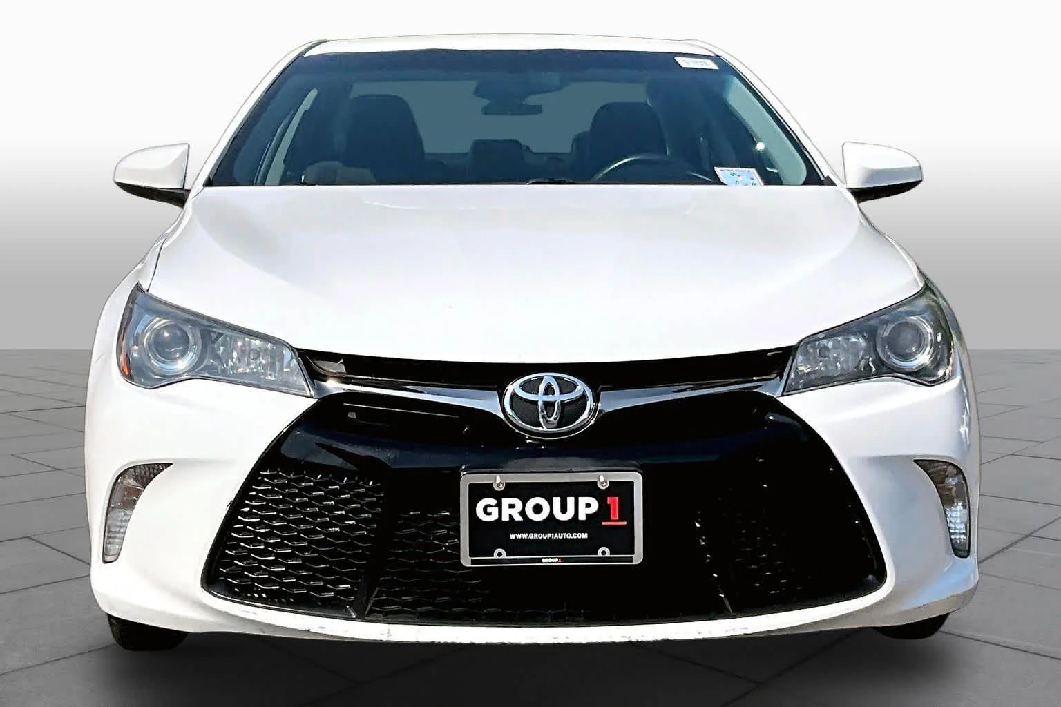 Certified Used 2017 Super White Toyota LE image 4