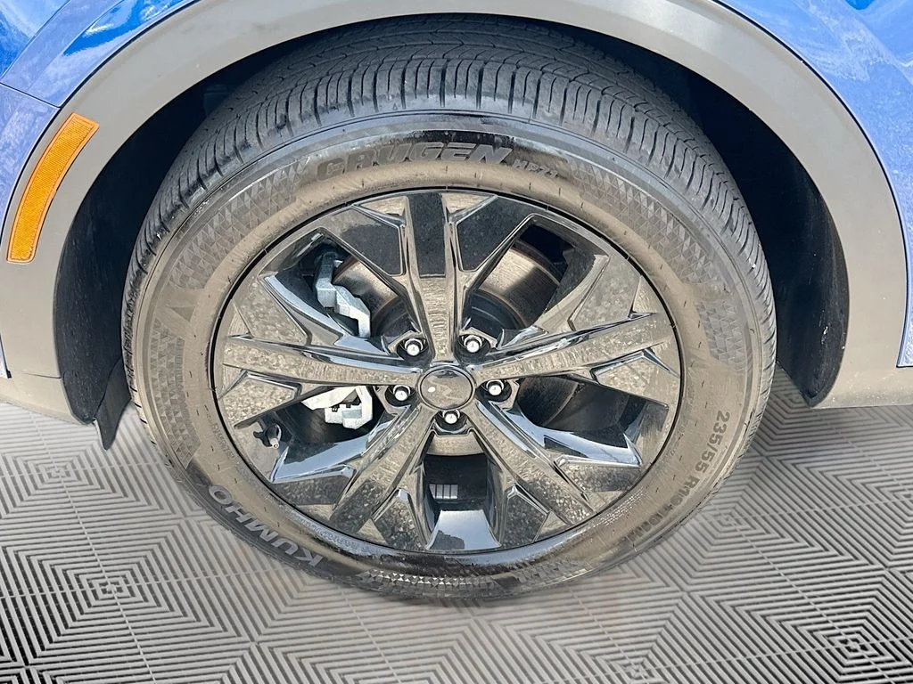Used 2025 Blue Kia X-Line image 33