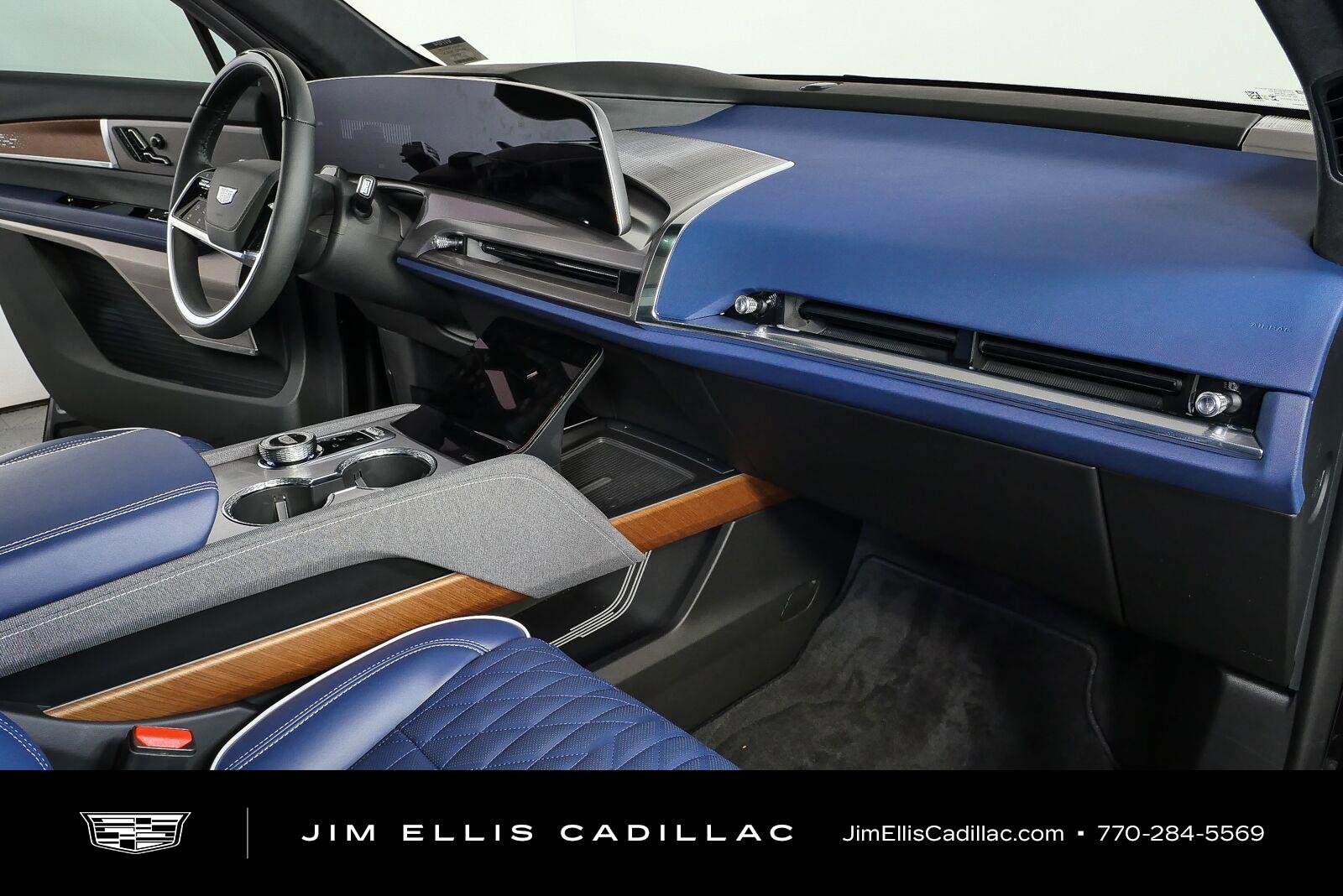 2026 Cadillac VISTIQ Premium Luxury - Photo 23