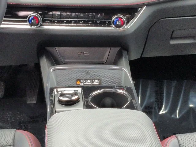 Certified Used 2025 Iridescent Pearl Tricoat Chevrolet RS image 19