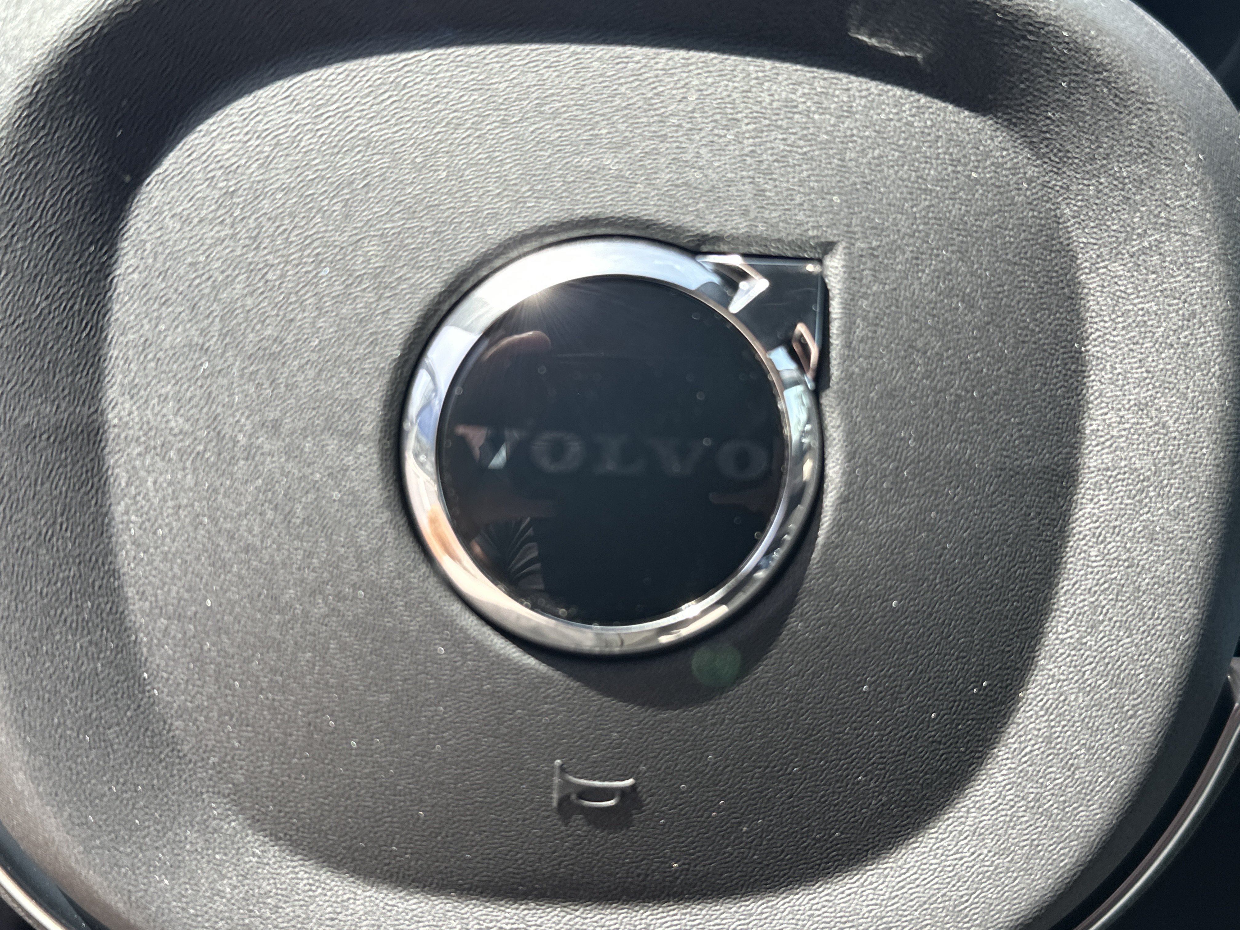 New 2026 Vapour Grey Volvo Plus image 24