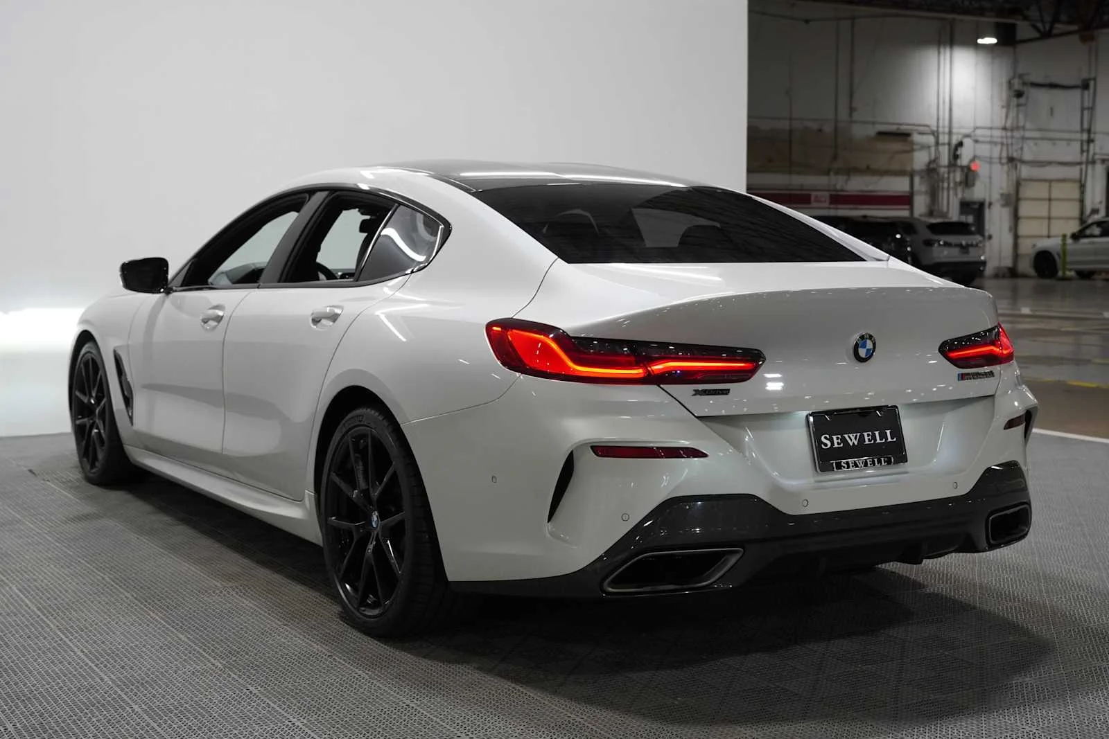 Used 2020 Mineral White Metallic BMW M850i image 5