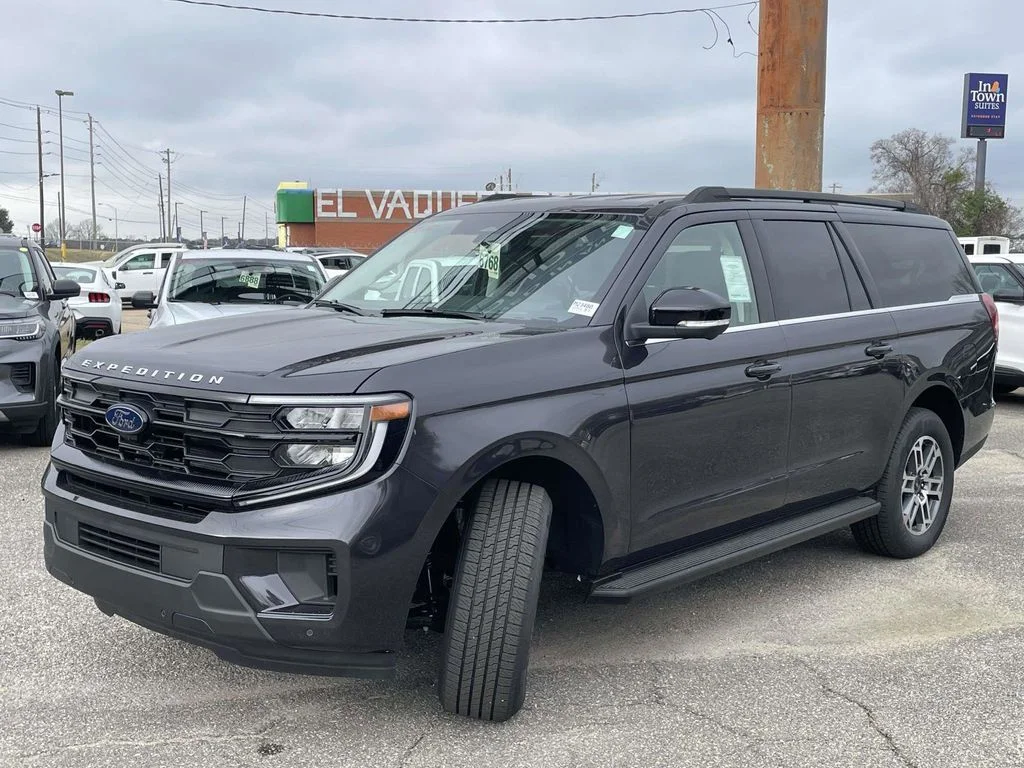 New 2026 Dark Matter Gray Metallic Ford MAX Active image 7