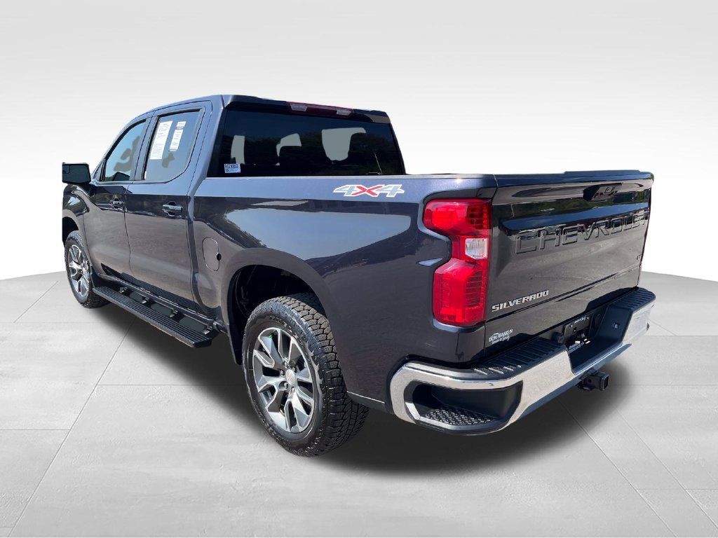 Used 2024 Gray Chevrolet LT image 3