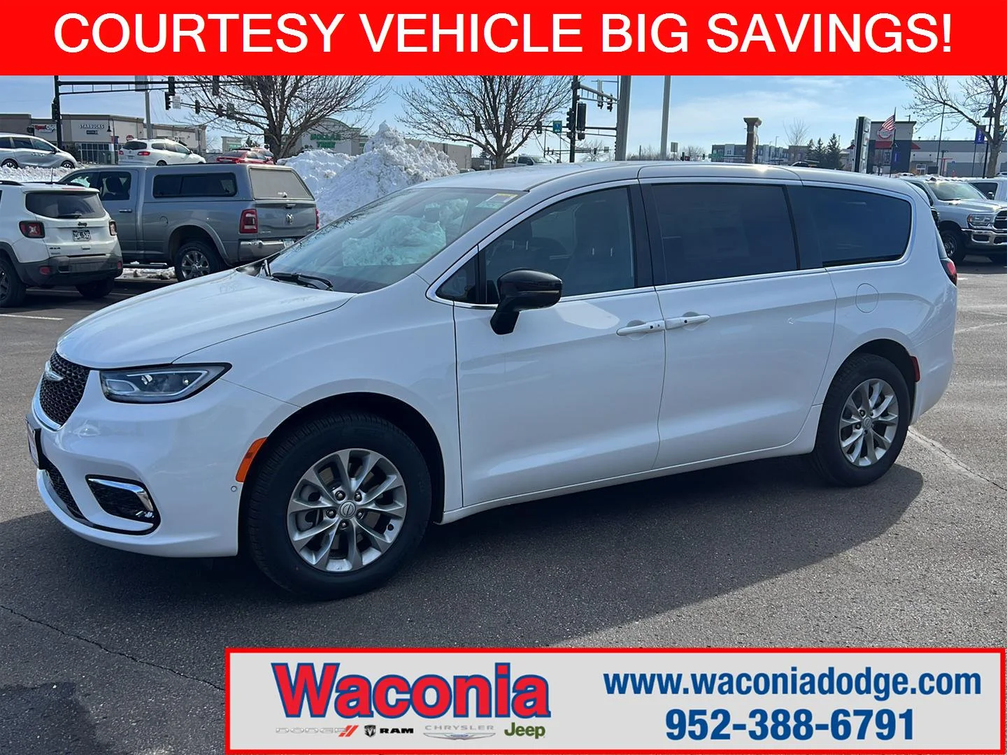 2026 Chrysler Pacifica Select AWD's photo