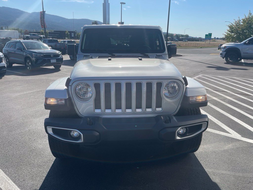 Used 2023 Silver Jeep Sahara image 7