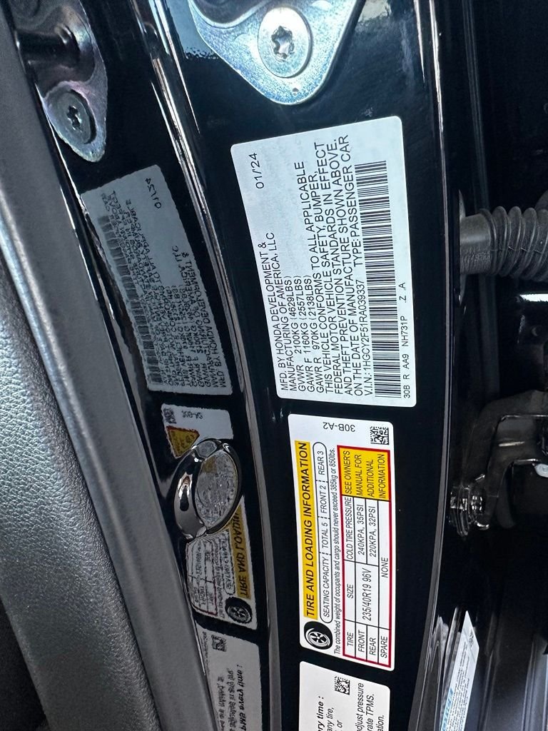 Used 2024  Honda Sport image 23
