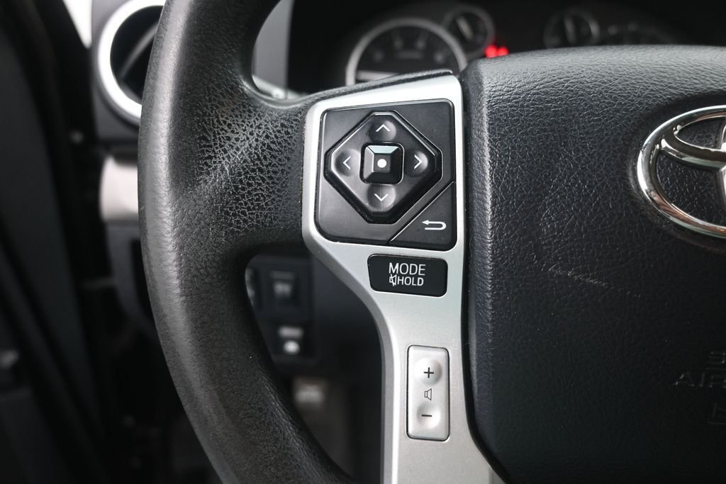 Used 2017 Black Toyota SR5 image 29