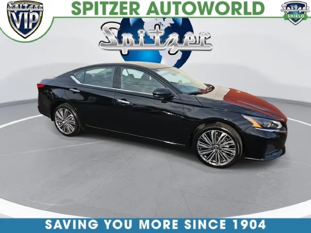 Used 2024 Black Nissan 2.5 SL image 3