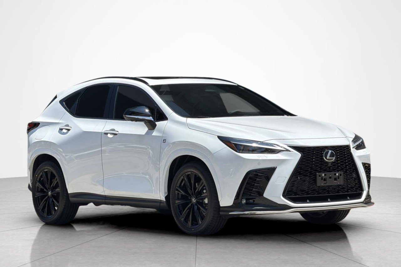 Used 2024 Ultra White Lexus NX 450h+ F SPORT Handling image 7
