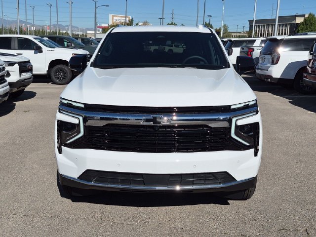 2026 Chevrolet Suburban LS - Photo 9