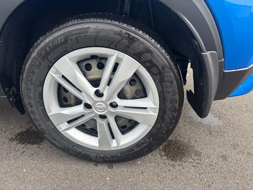 Used 2024 Electric Blue Metallic Nissan S image 8