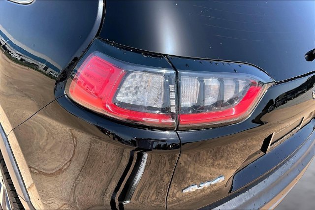 Used 2019 Black Jeep Limited image 31