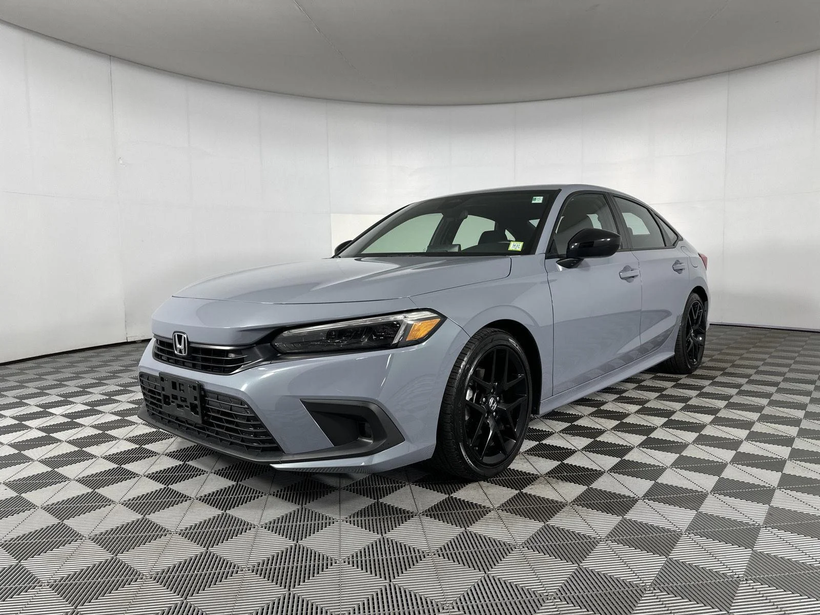 Used 2024 Sonic Gray Pearl Honda Sport image 3