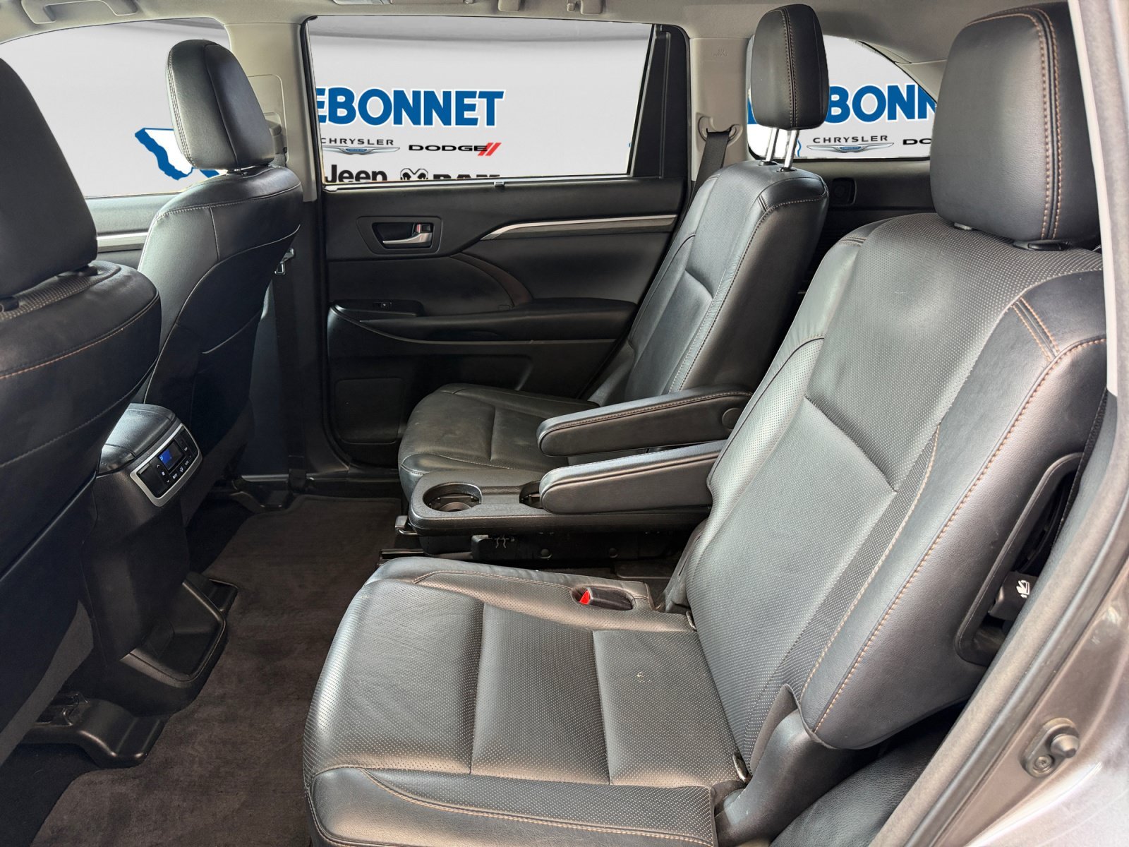 Used 2018 Gray Toyota  image 22