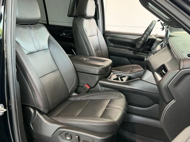 Used 2022 Black Chevrolet RST image 18