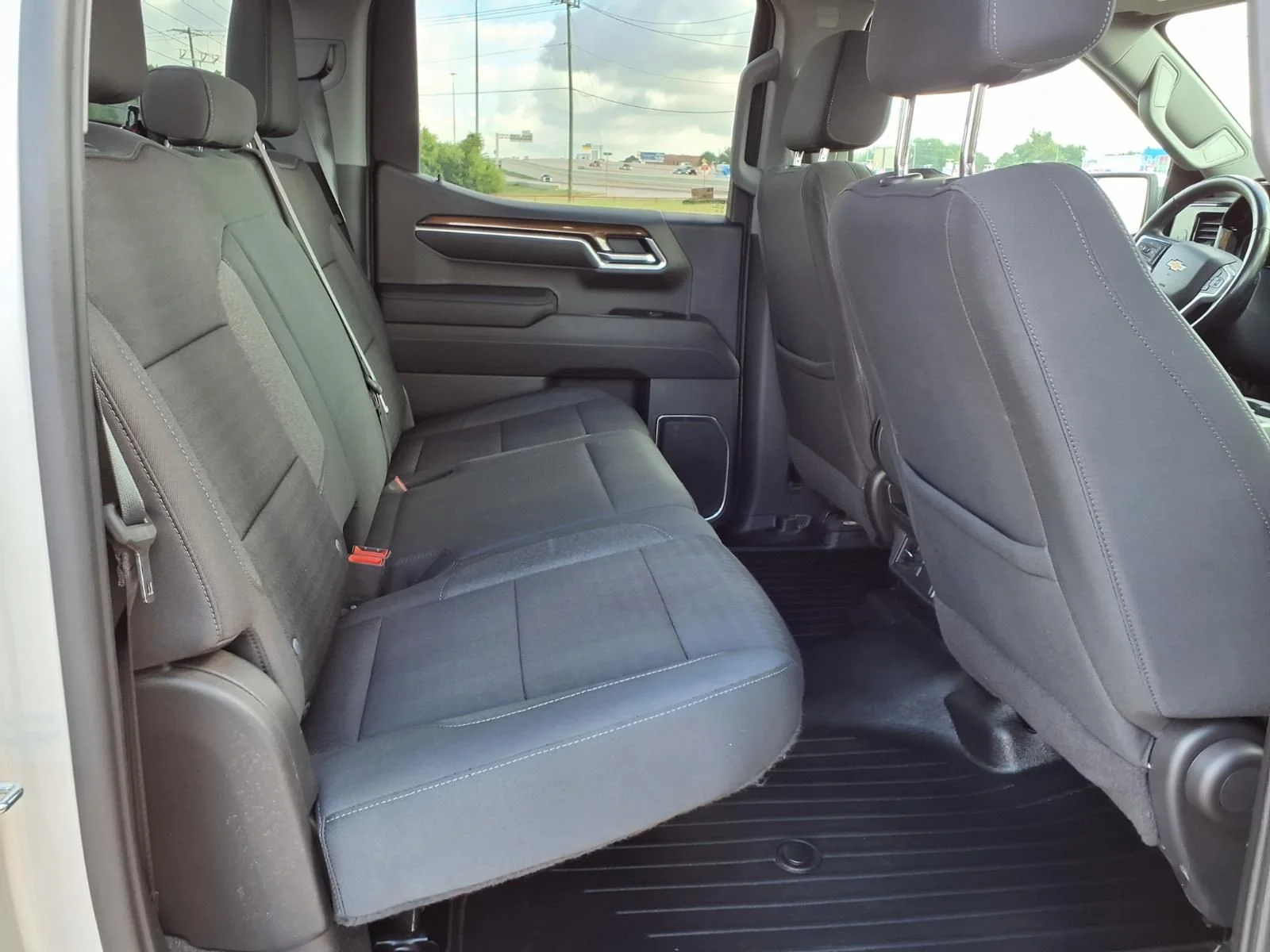 Used 2022 Silver Chevrolet LT image 20