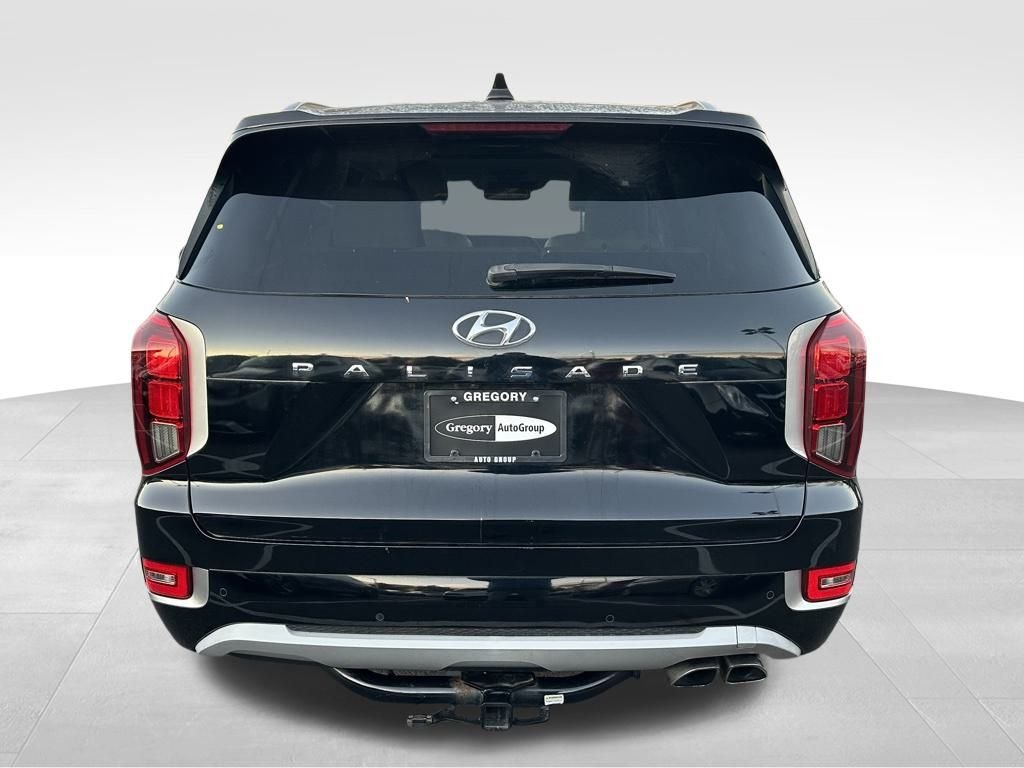 Certified Used 2022 Black Hyundai Limited image 5
