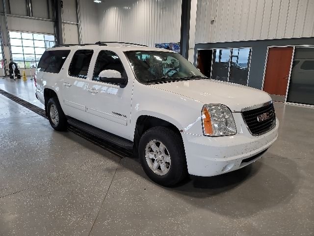 2014 GMC Yukon 4WD 1/2 Ton SLT (4SA)'s photo