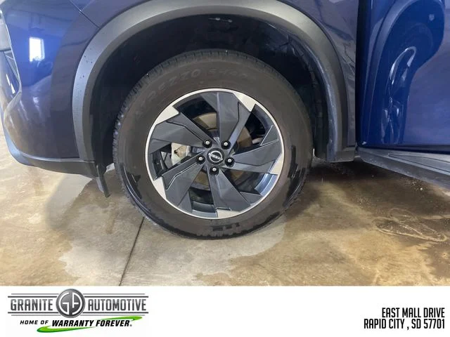 Used 2025 Blue Nissan SV image 16
