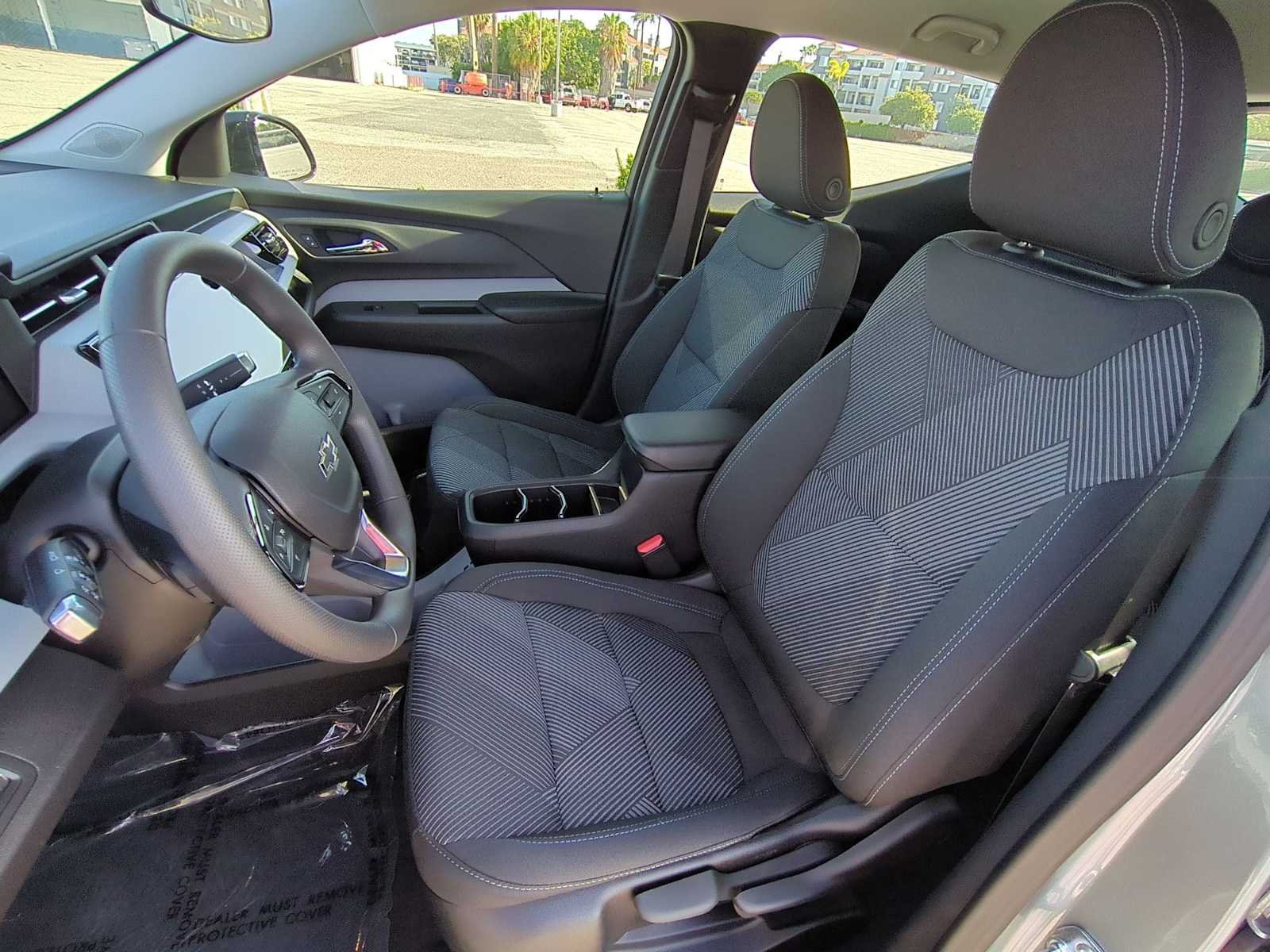 2027 Chevrolet Bolt LT - Photo 23
