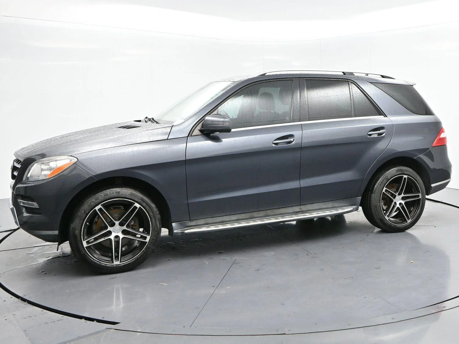 Used 2014 Steel Gray Metallic Mercedes-Benz ML 350 image 4