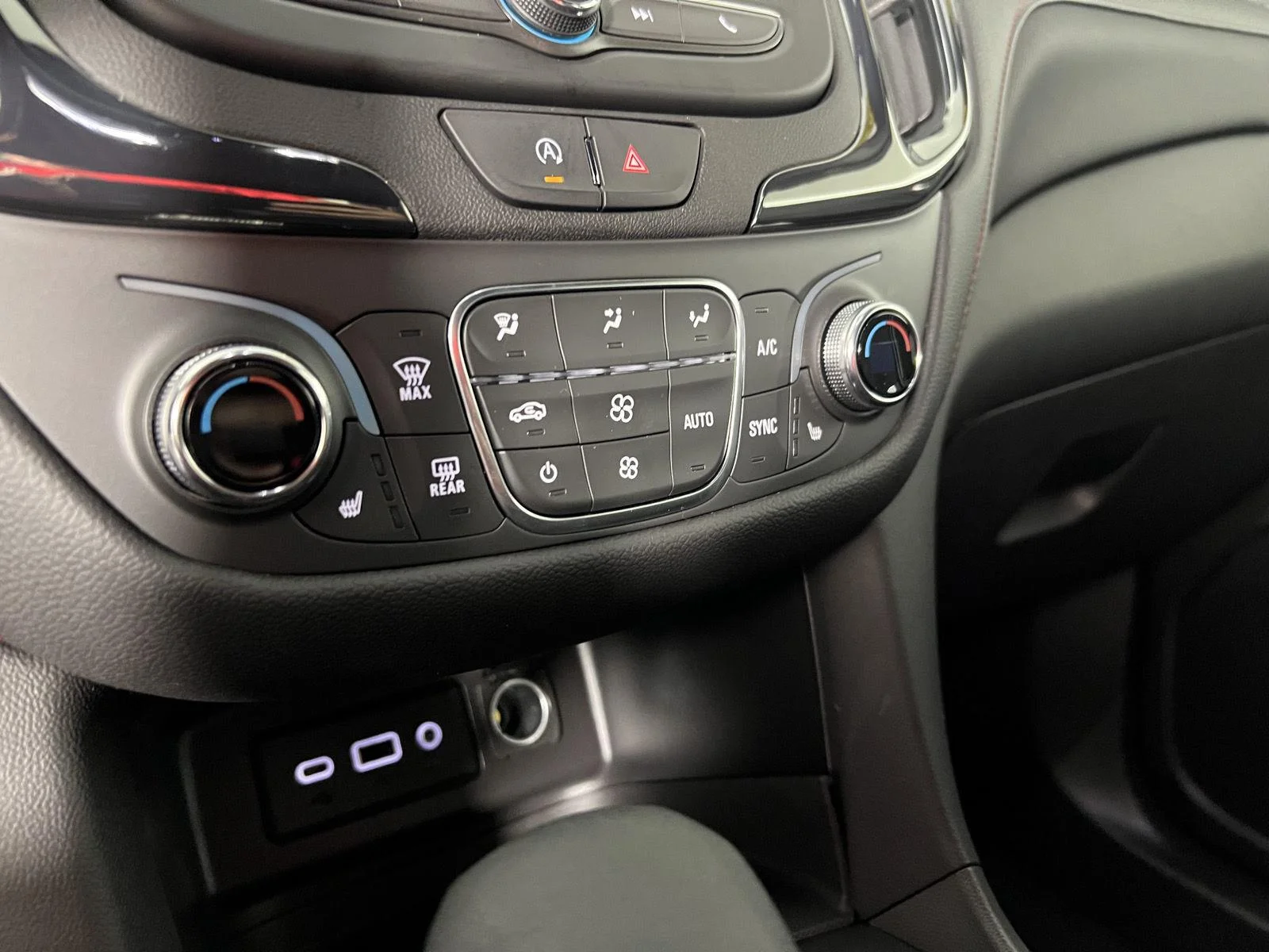 Used 2024 Riptide Blue Metallic Chevrolet RS image 9