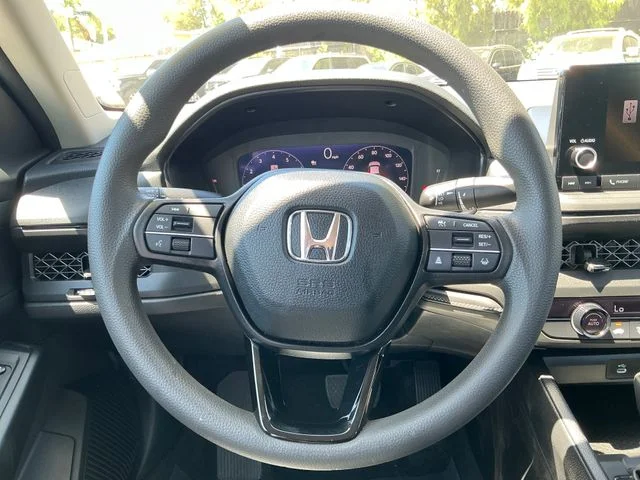 Certified Used 2023  Honda LX image 14