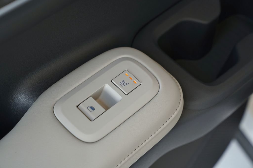New 2026 Serenity White Hyundai Limited image 56