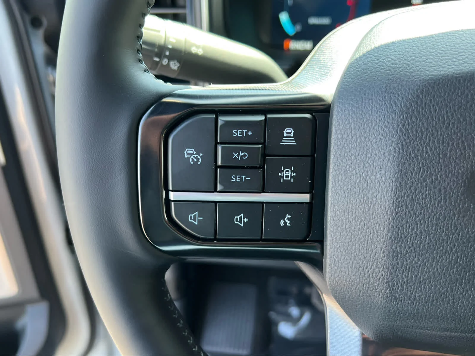 New 2026 Avalanche Ford F-450® Platinum® image 34
