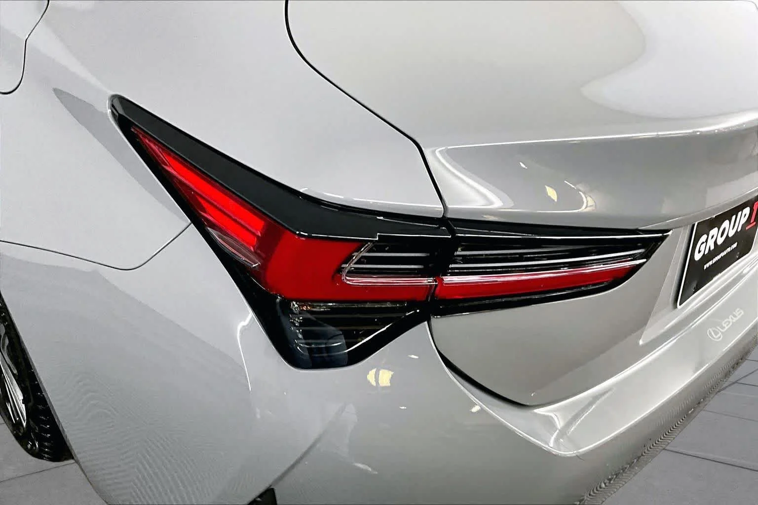 Used 2024 Incognito Lexus F SPORT image 28