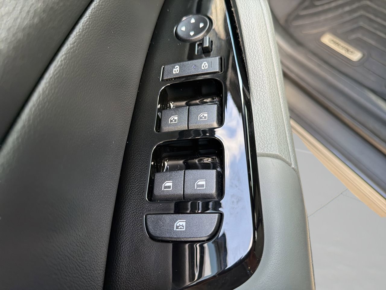 Used 2024 Gravity Gray Kia X-Pro image 18