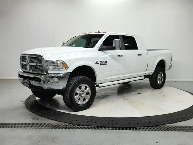 Used 2018 White Ram Laramie image 4