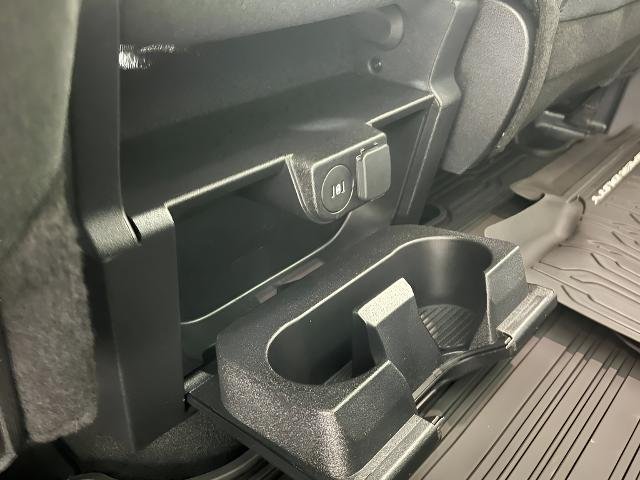 2026 Ford F-350 Super Duty XLT - Photo 43