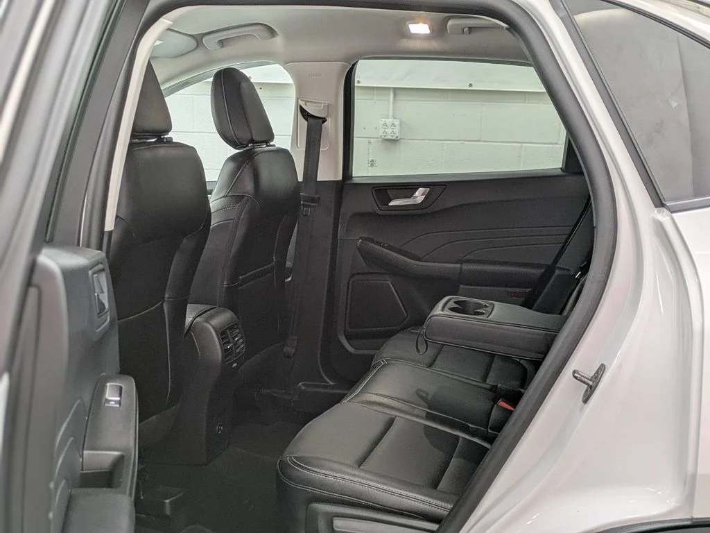 2022 Ford Escape SEL - Photo 11