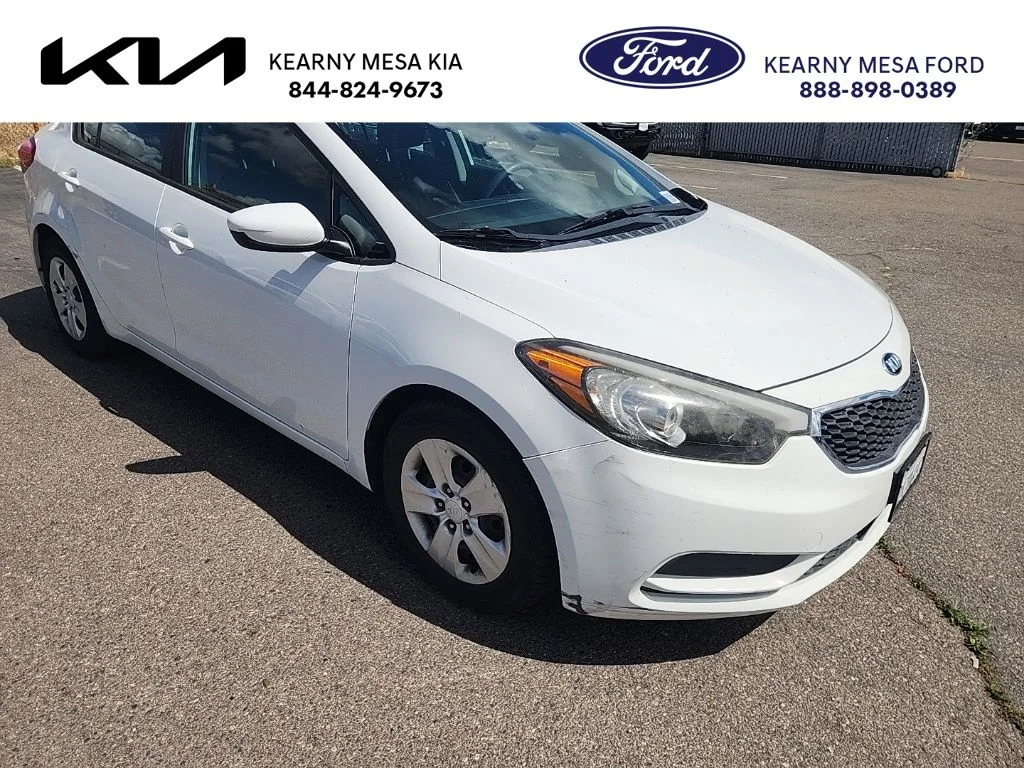 2016 Kia Forte LX's photo