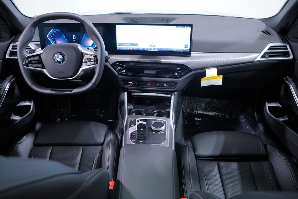 2025 BMW 3 Series 330i - Photo 11