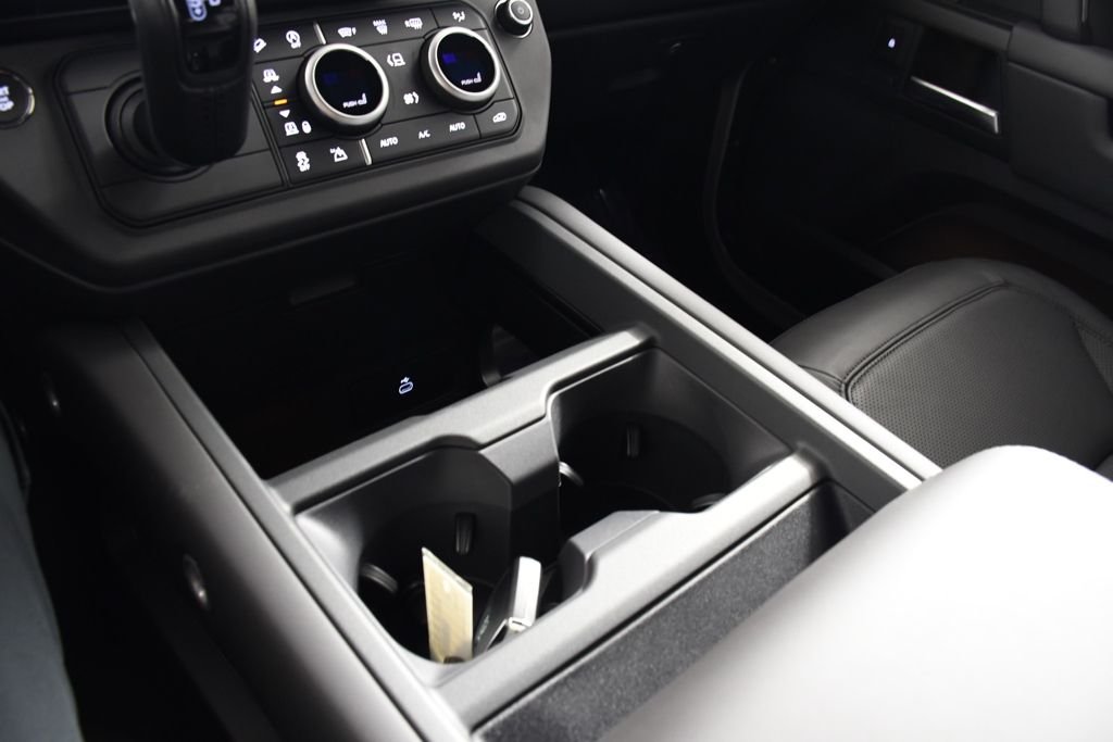 New 2026 Borasco Grey Land Rover X-Dynamic SE image 32