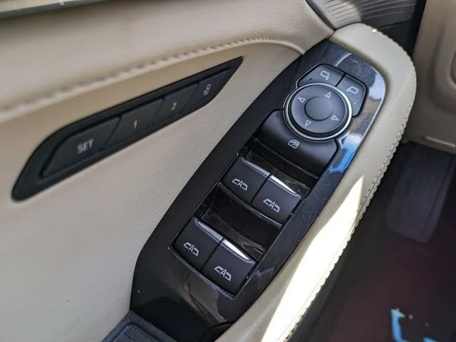 Used 2023 Summit White Cadillac Premium Luxury image 21