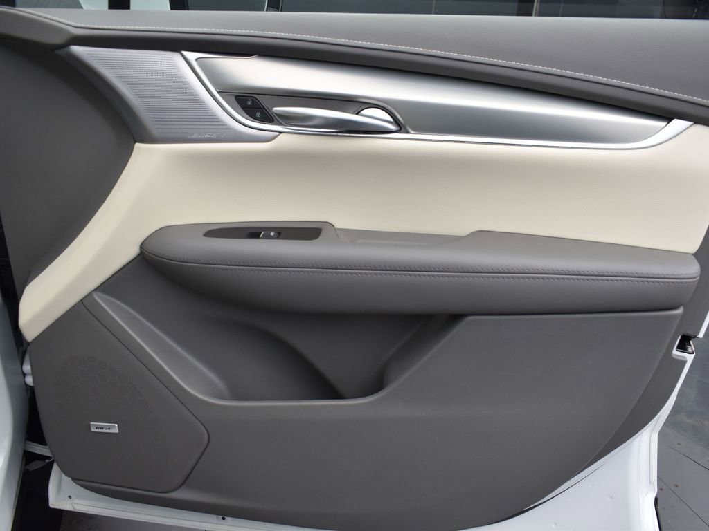 2023 CADILLAC XT5 - Image 32