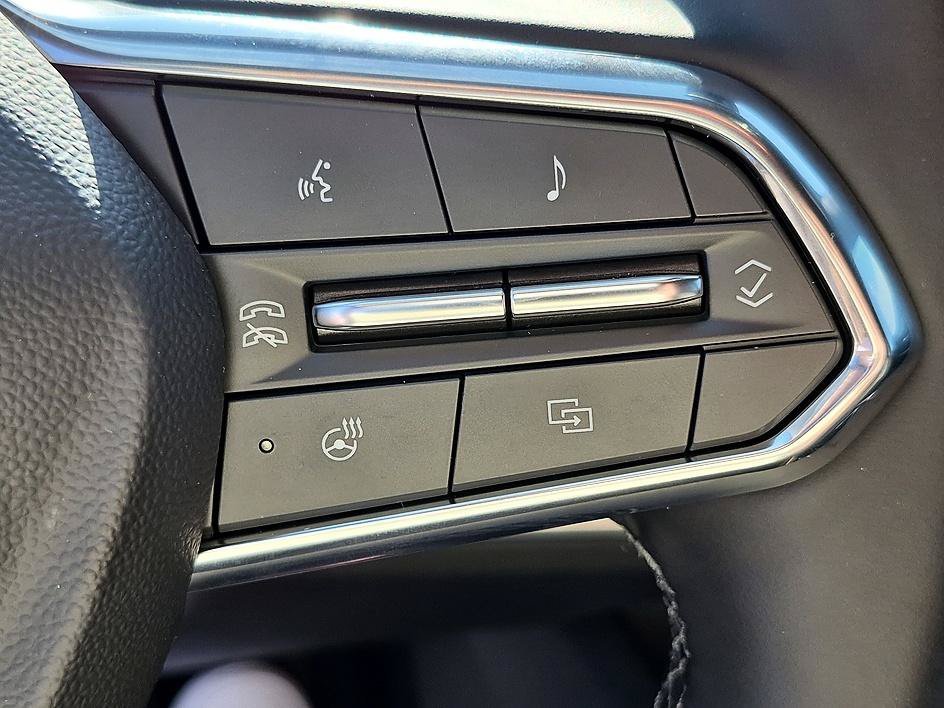 2027 Chevrolet Equinox LT - Photo 17