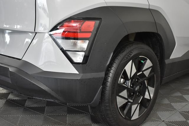 2025 Hyundai Kona SEL Convenience - Photo 10