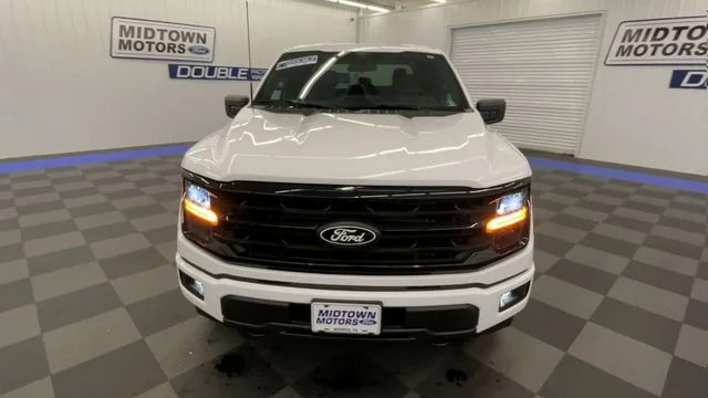 New 2026 White Ford XLT image 3