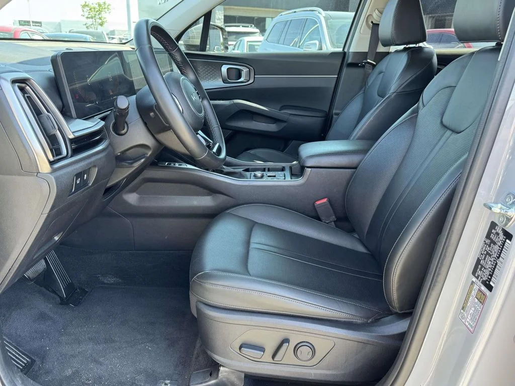 Used 2025 Gray Kia EX image 14