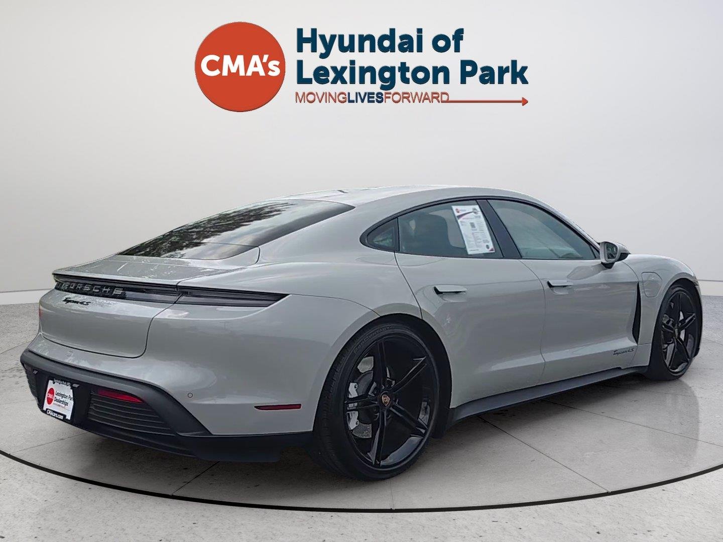 Used 2021  Porsche 4S image 5