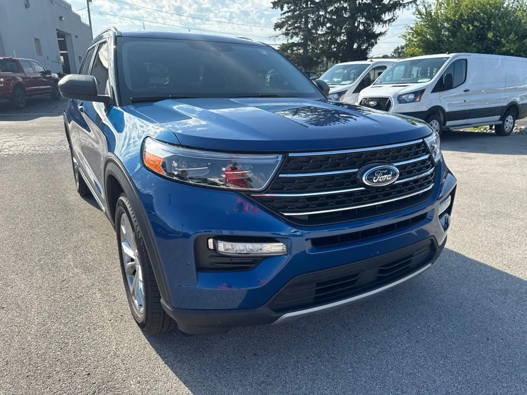 Used 2023 Blue Ford XLT image 56