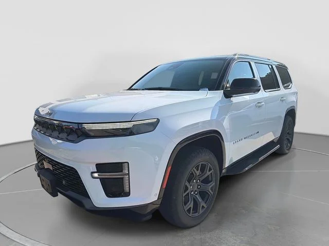 New 2026 Bright White Clear-Coat Exterior Paint Jeep Upland image 8
