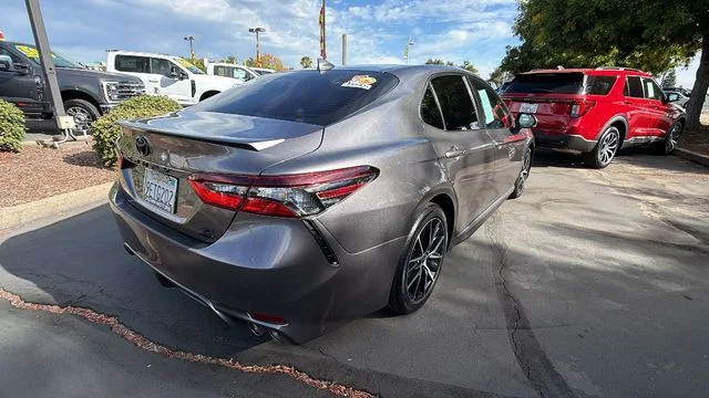 Used 2023 Predawn Gray Mica Toyota SE image 4
