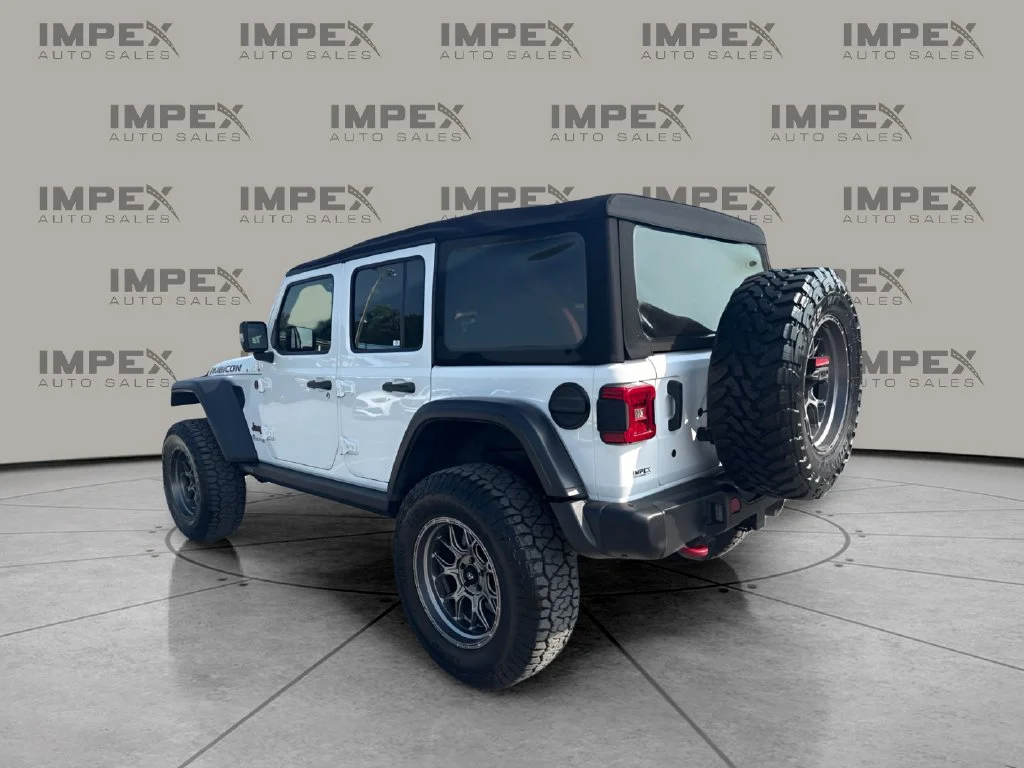 Used 2018 White Jeep Unlimited Rubicon image 3