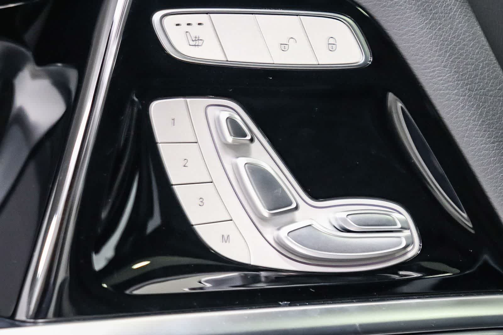 Used 2026 Polar White Mercedes-Benz G 550 image 21
